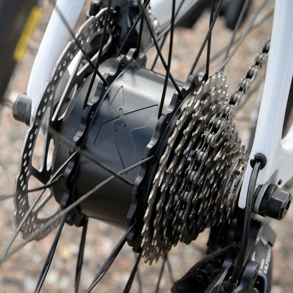 Rear hub motor and integrated battery of the X35 System on a sleek urban eBike
