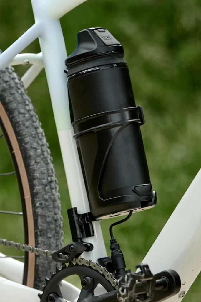Up to 60 km extra range with a compact 208 Wh battery. Lightweight, discreet, and easy to mount.