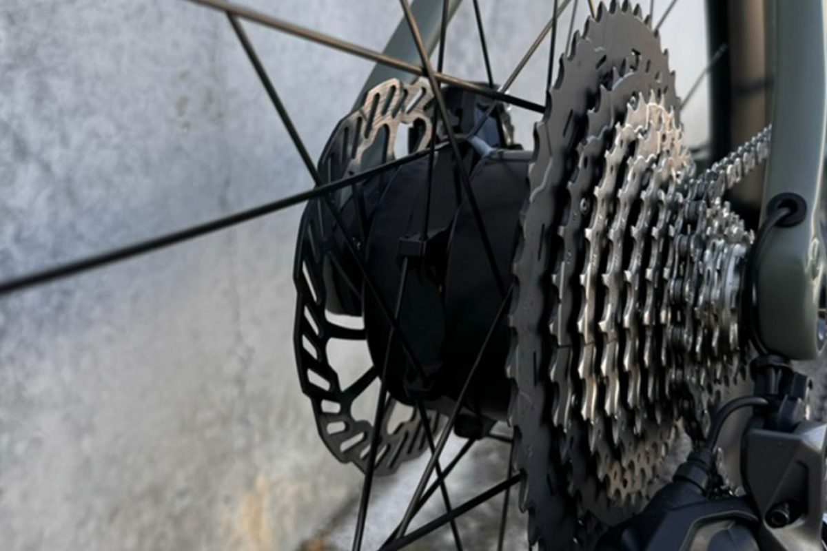 3-unica_egravel_0004_E5ED2A87-1E9F-483B-814D-9908061F46CB_1_105_c